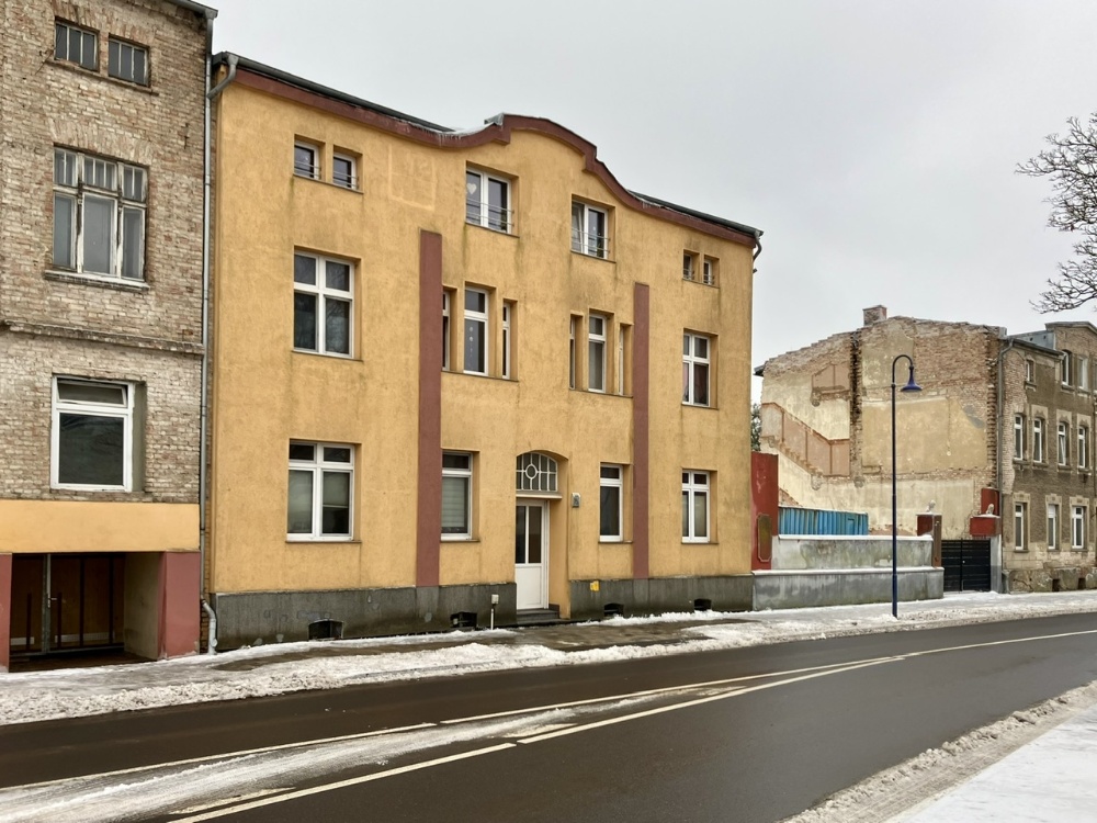 seitliche Hausansicht