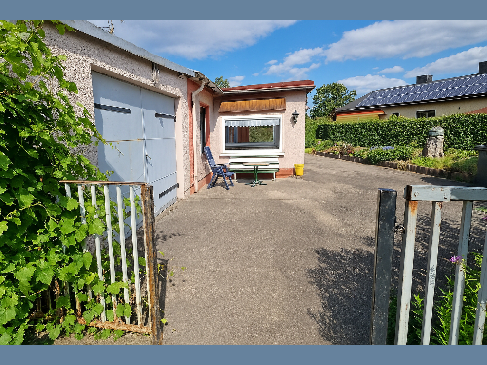 Eingang zum Grundstück