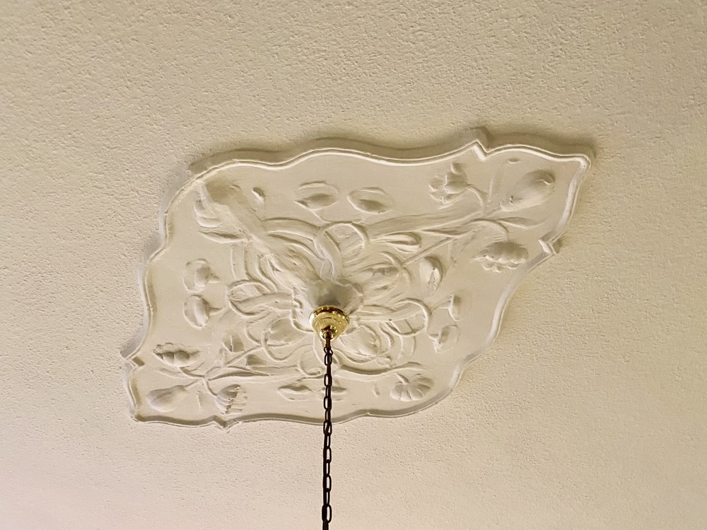 Stuckelemente an der Decke