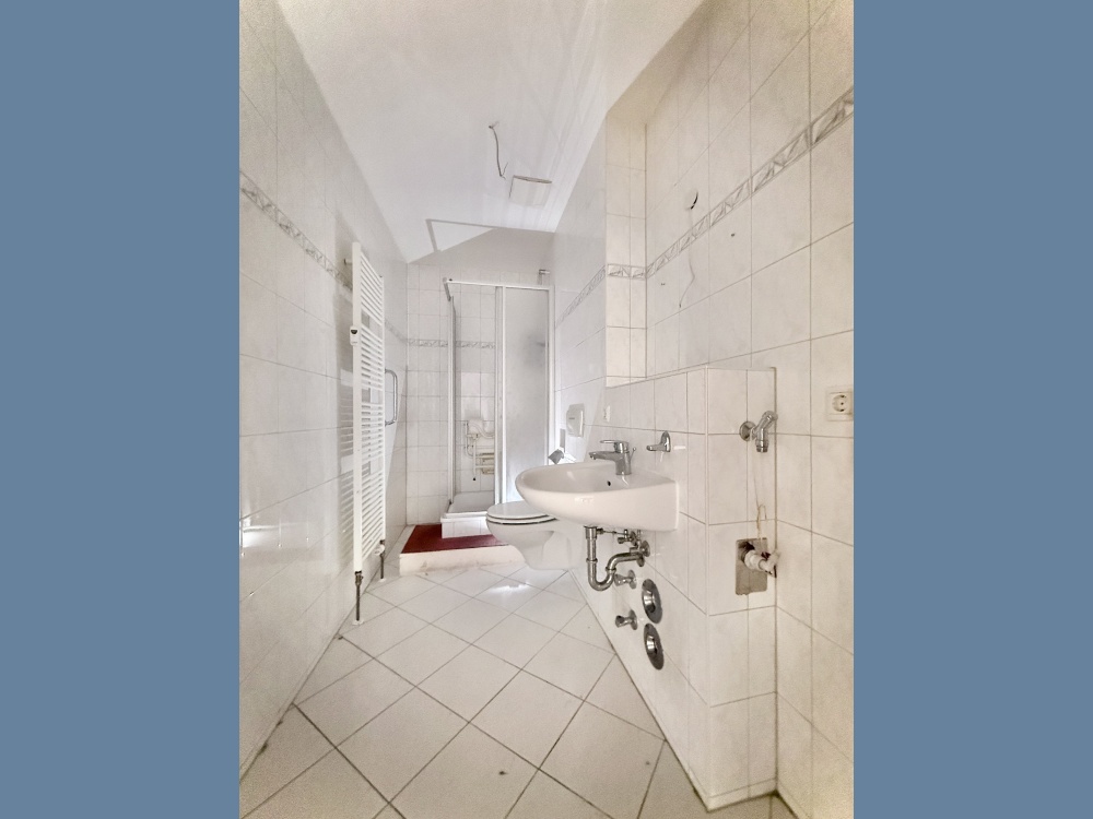 Gästebad mit Dusche