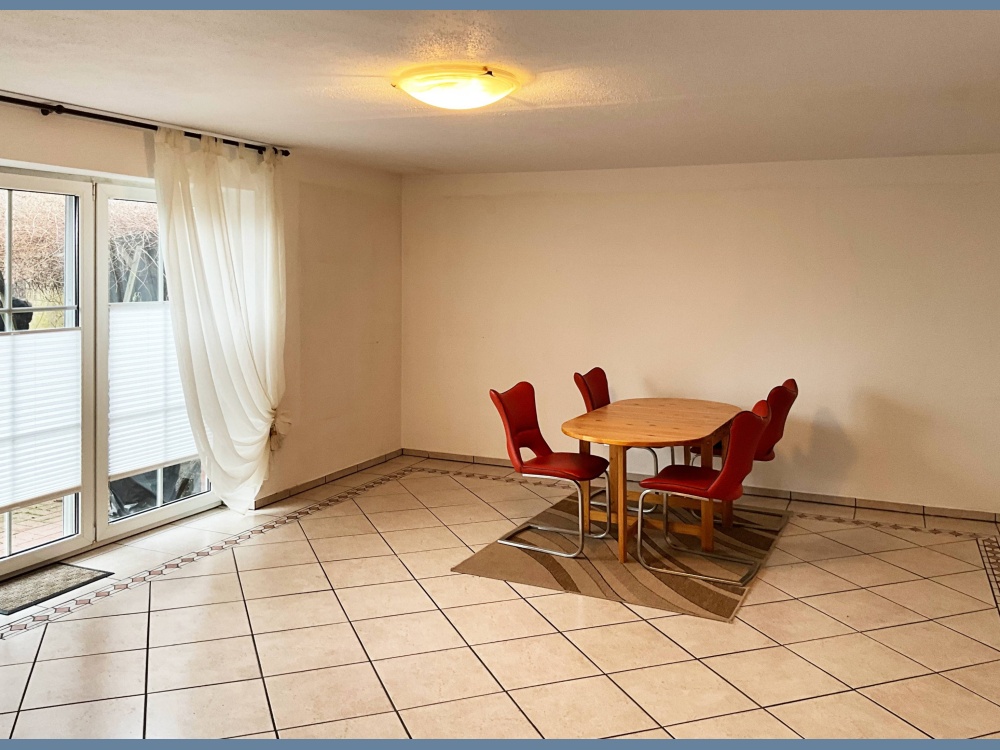 Ausgang zur Terrasse inklusive