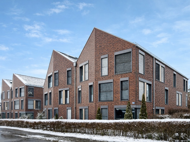 Straßenansicht Straßenansicht