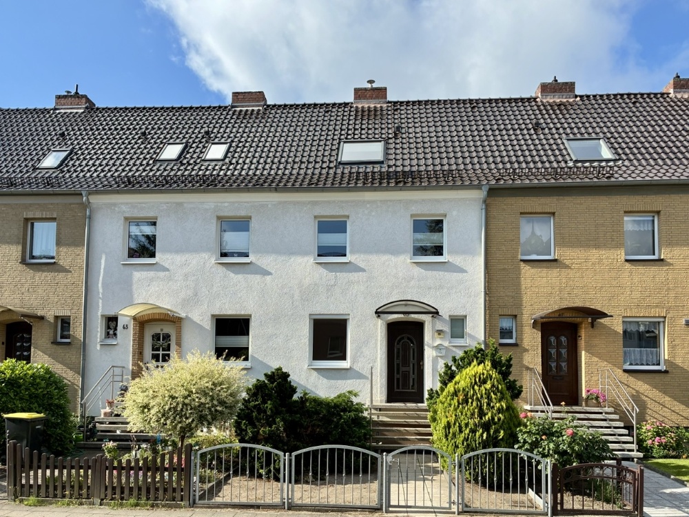 Hausansicht von der Straße