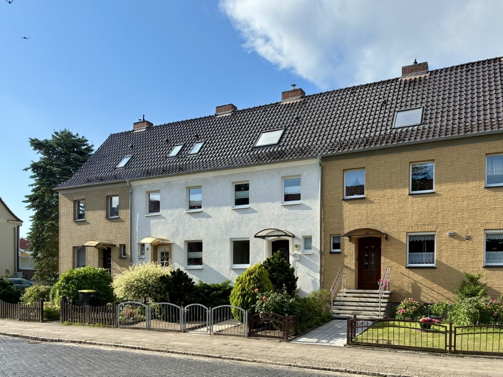 Hausansicht von der Straße