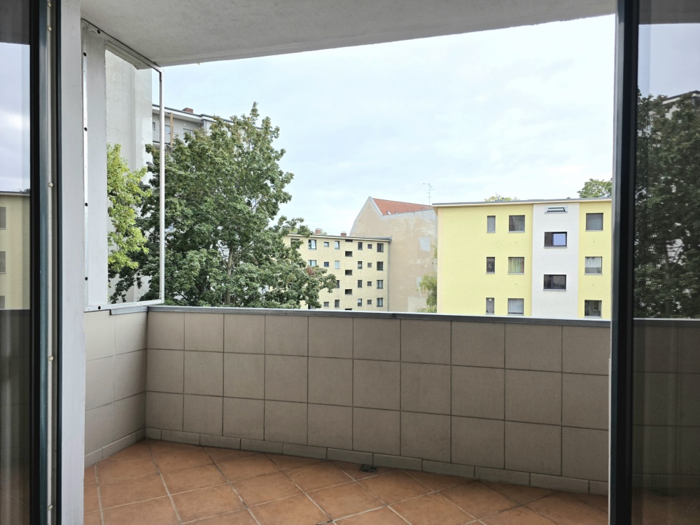 Blick zum Balkon