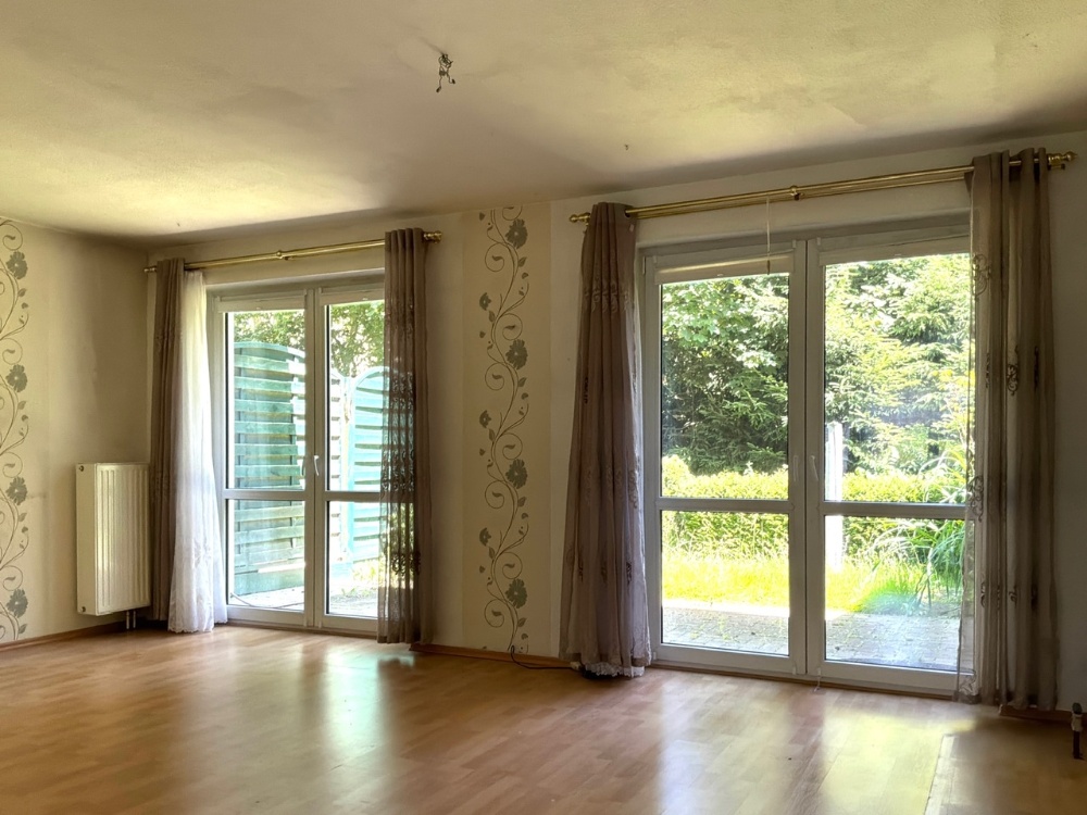 Wohnzimmer mit Terrassenzugang
