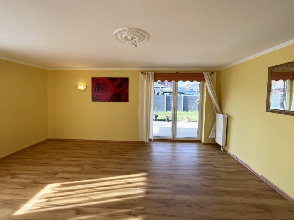 ...mit Zugang zur Terrasse