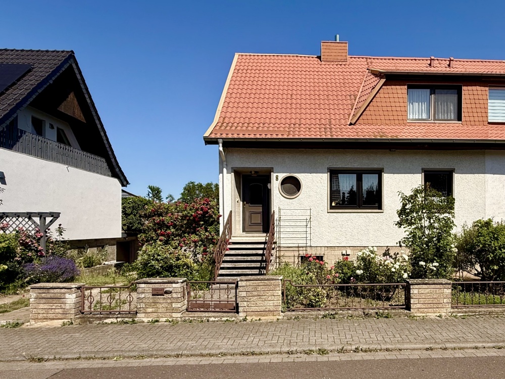 Ansicht Doppelhaushälfte