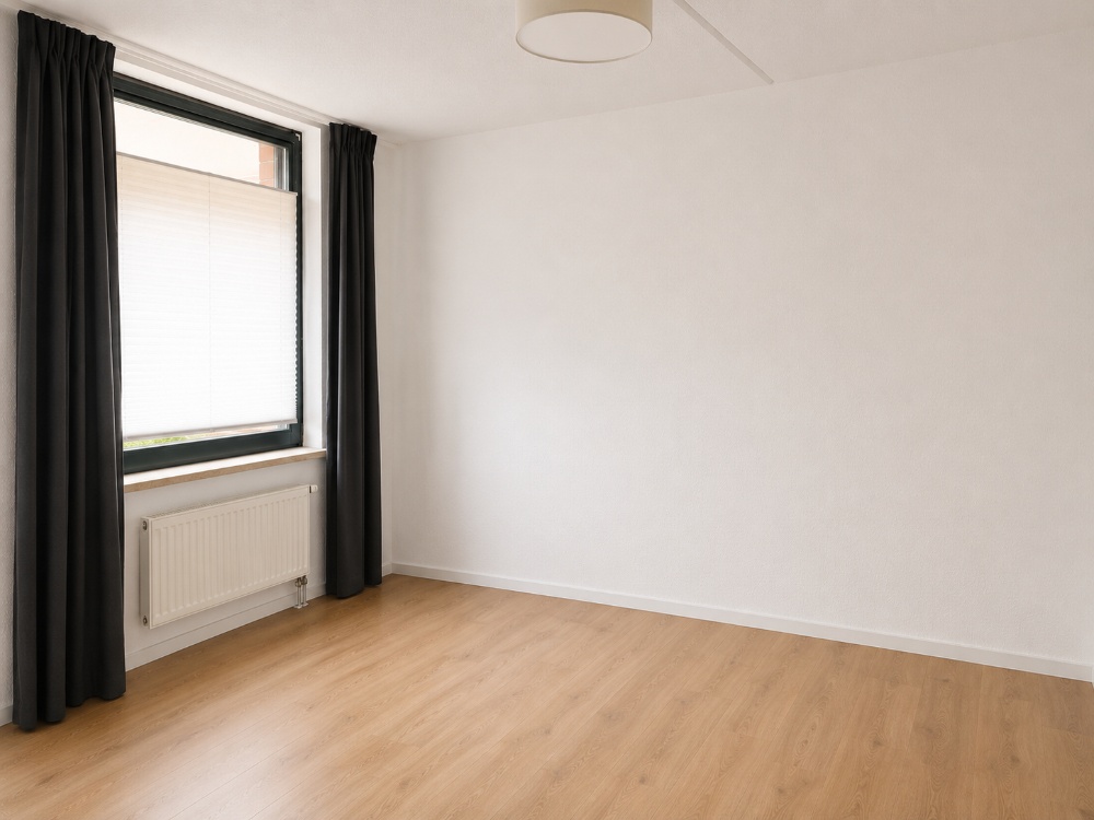 Zimmer 1 Obergeschoss visuell beräumt