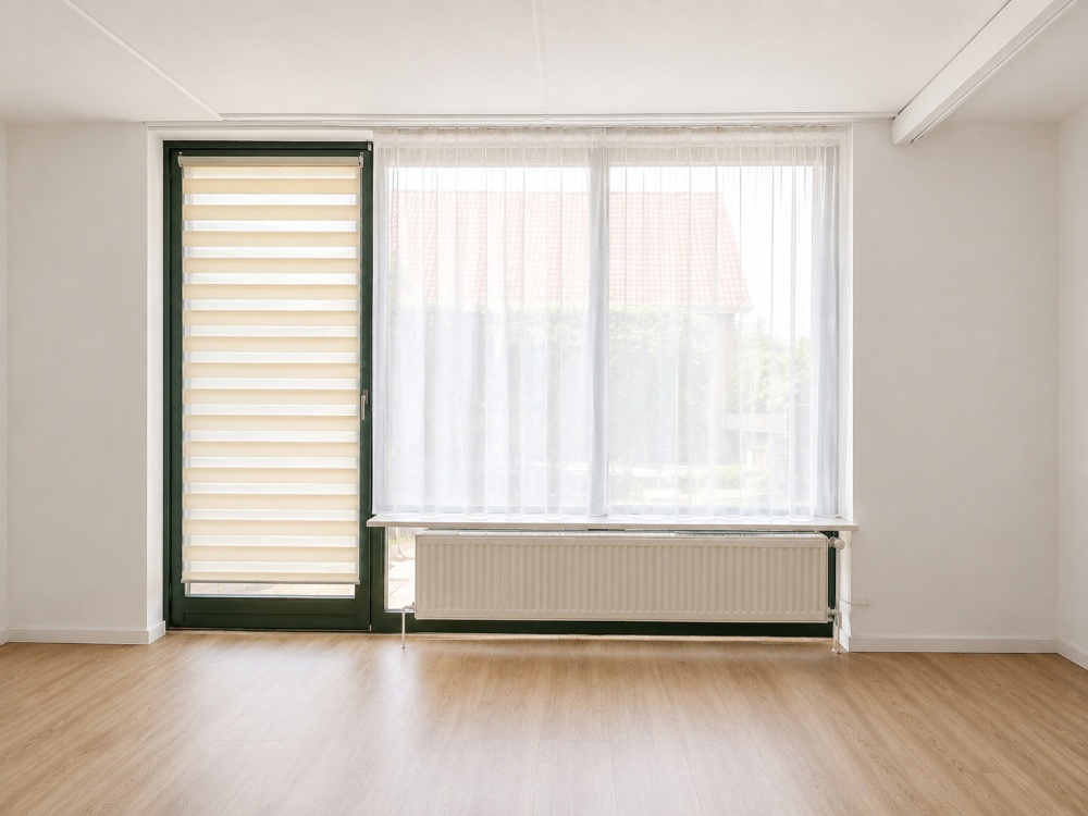 Wohnzimmer 2 visuell beräumt