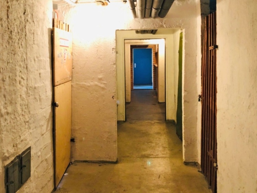 Keller