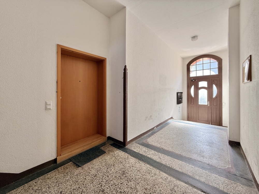 Treppenhaus mit Wohnungszugang