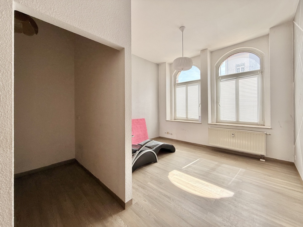 Wohnzimmer mit Küchennische