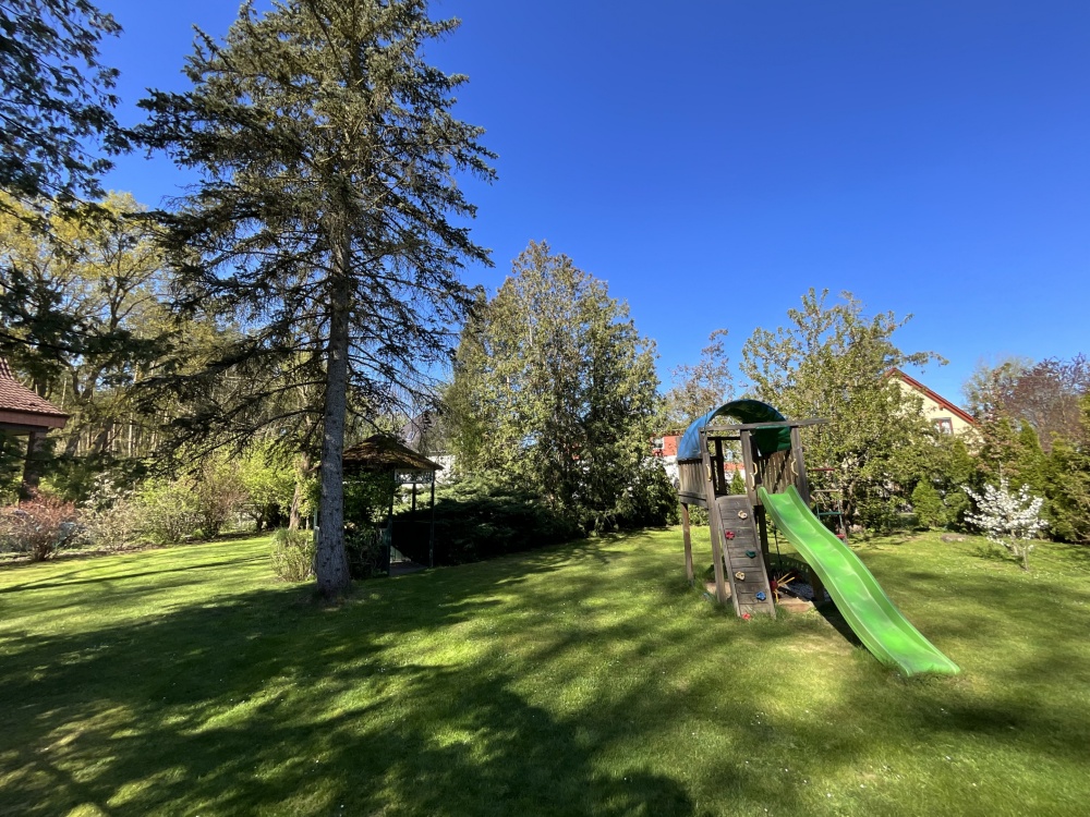 Spielgerät im Garten