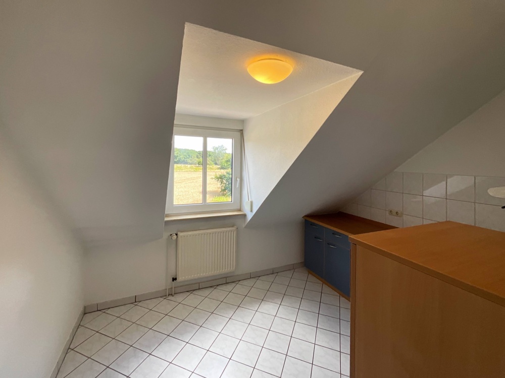 Küche mit Sitzgelegenheit