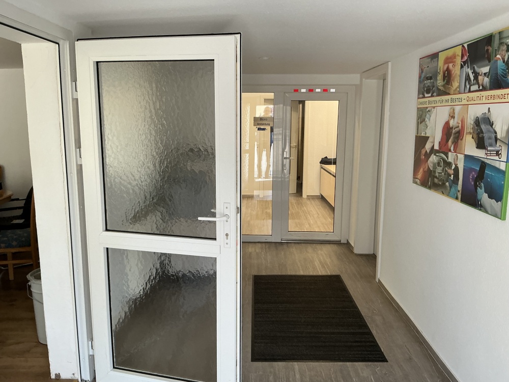 Eingang Büro