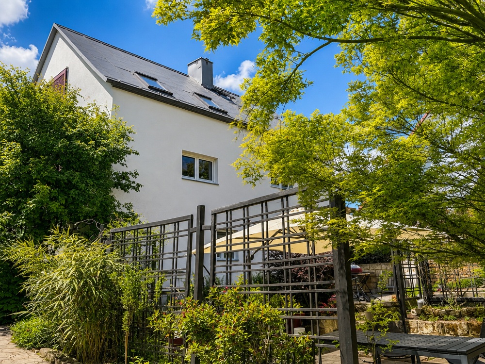 Ihr Zuhause mit Gartenidylle