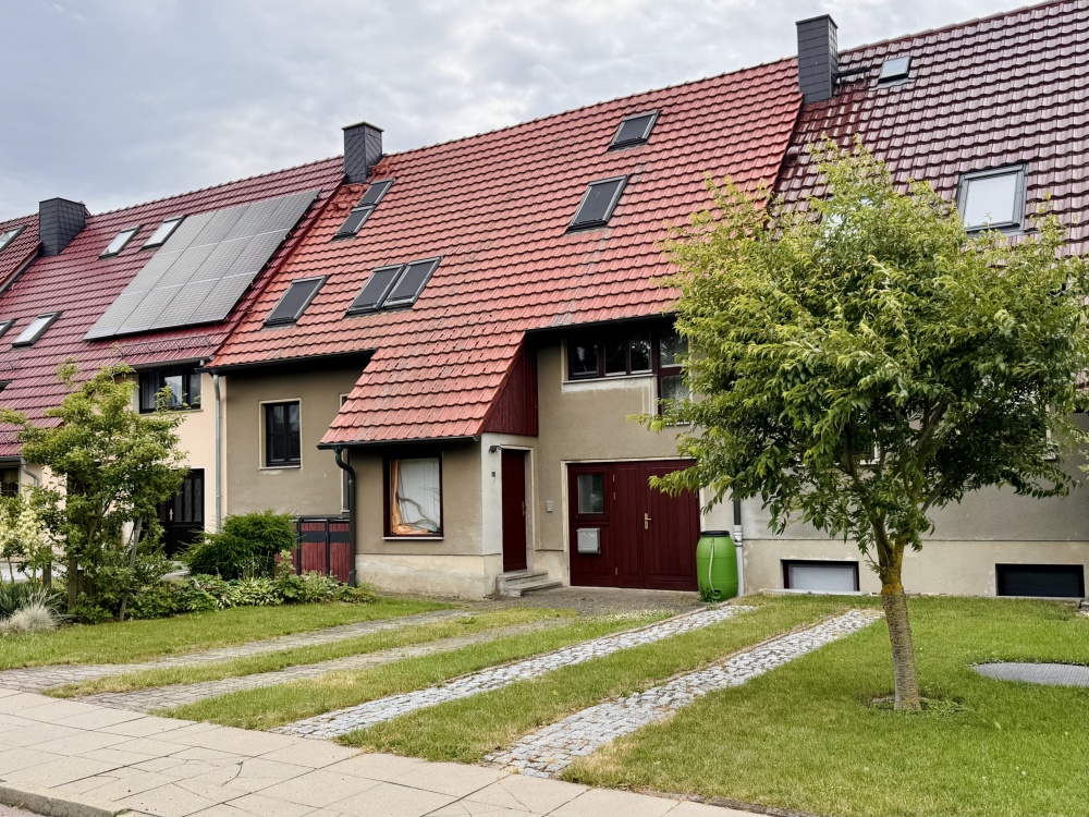 Straßenansicht