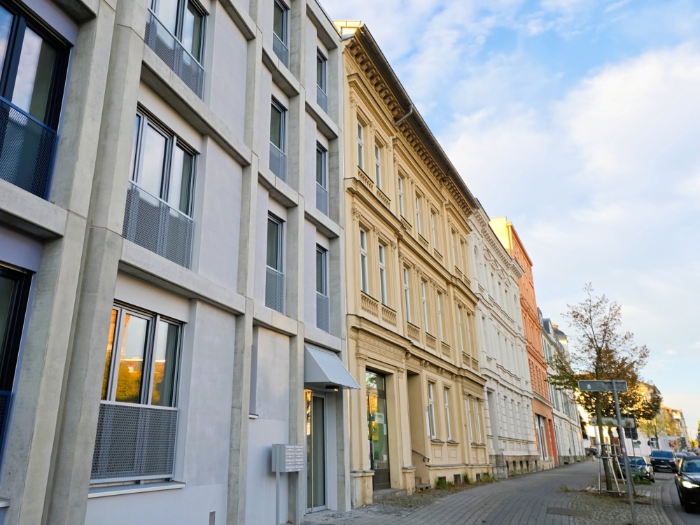 Historische Architektur im neuen Quartier