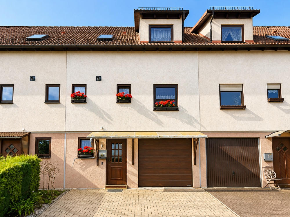 Ansicht von der Straßenseite