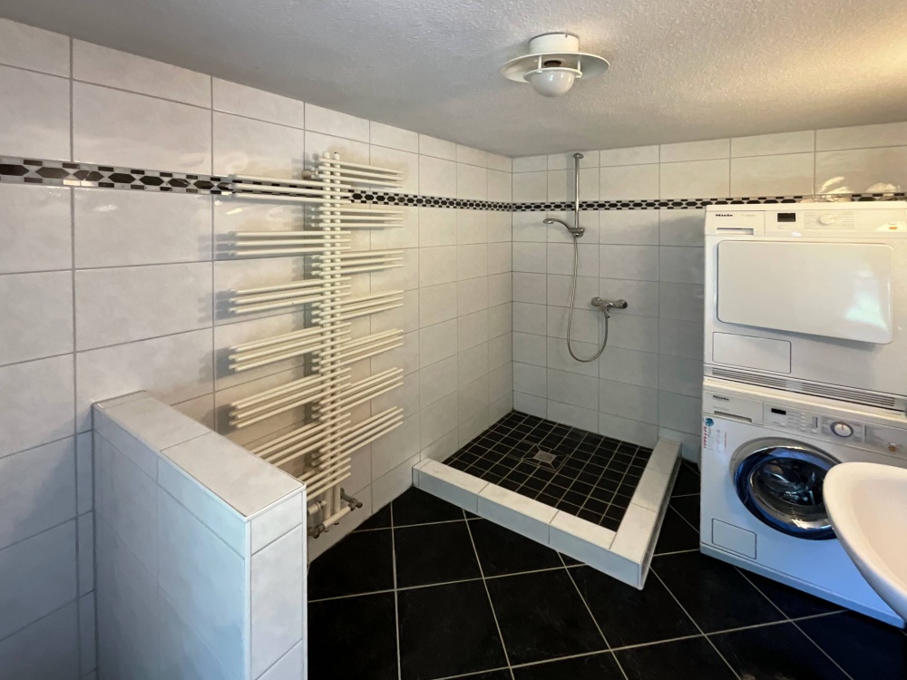 große Dusche