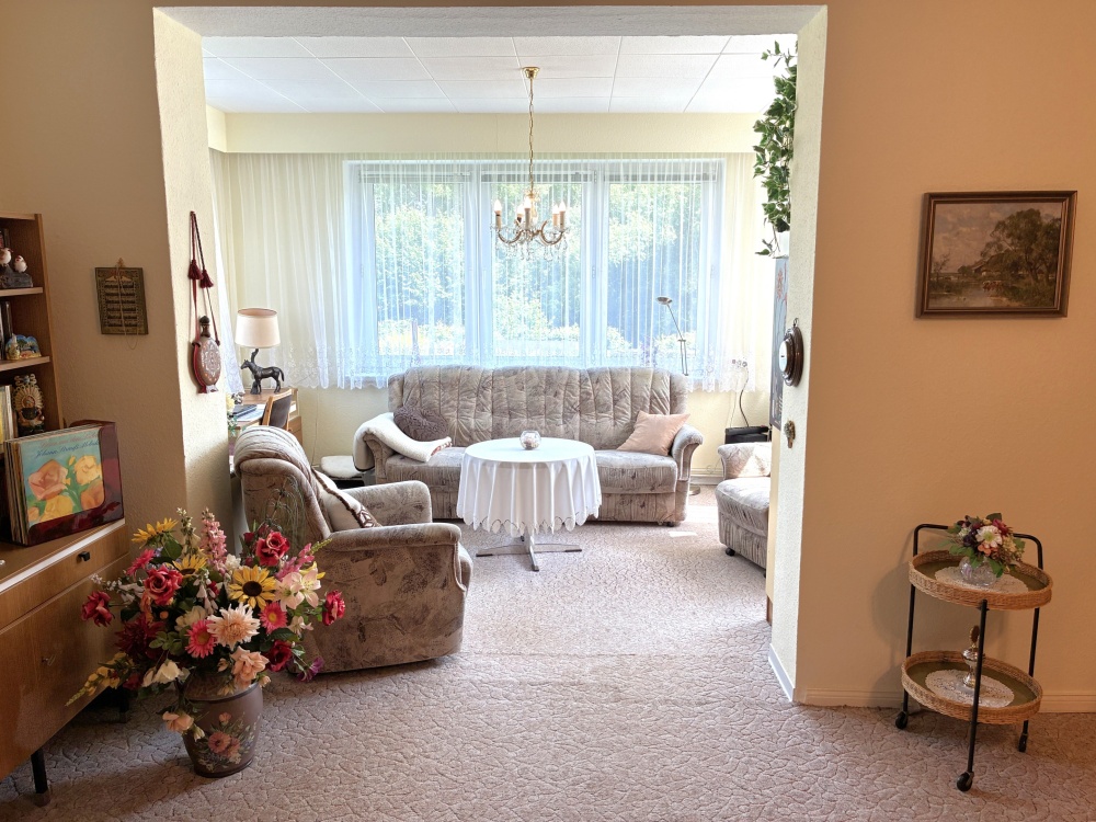 Zweiteiliges Wohnzimmer