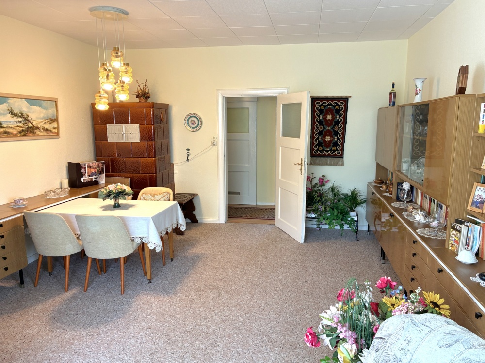 Zweiteiliges Wohnzimmer