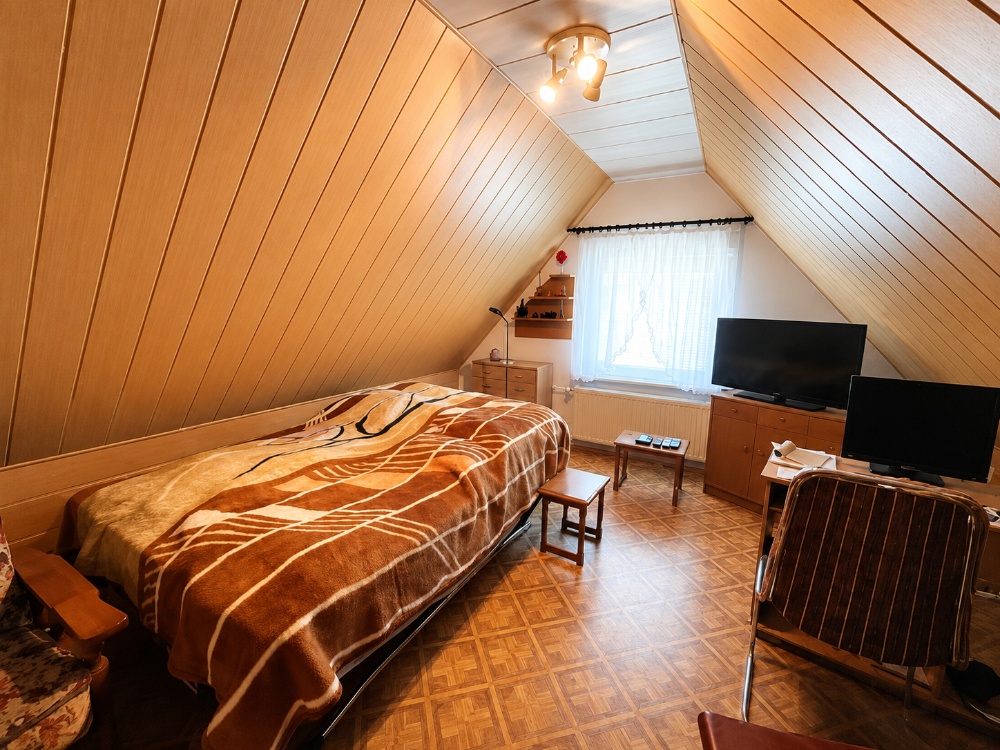 Zimmer im Dachgeschoss