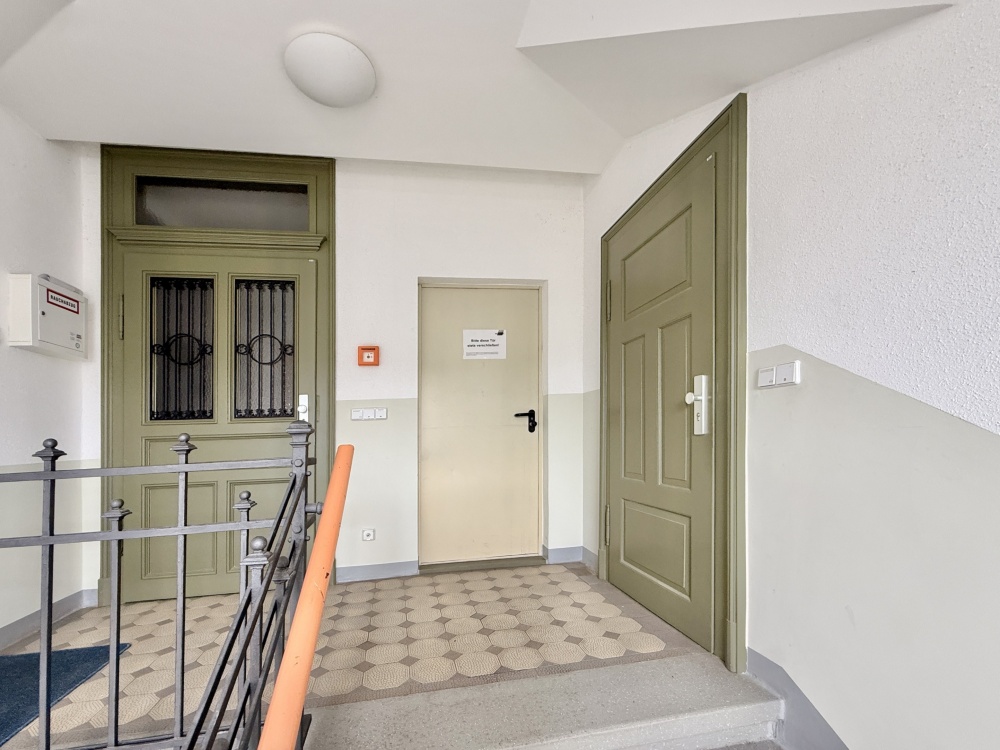 Wohnungszugang im Dachgeschoss