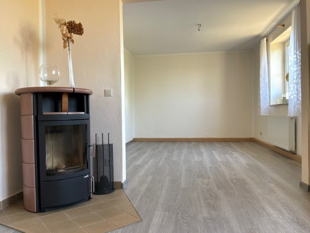 Wohnzimmer mit Kaminofen