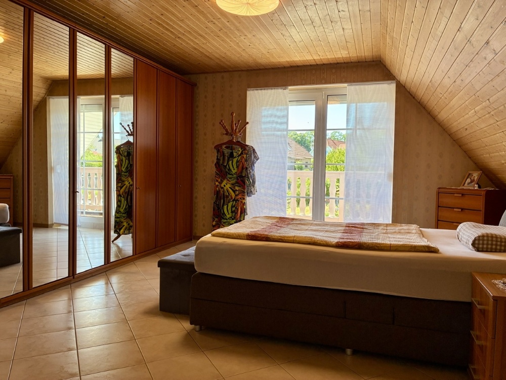 Schlafzimmer mit Loggia Obergeschoss