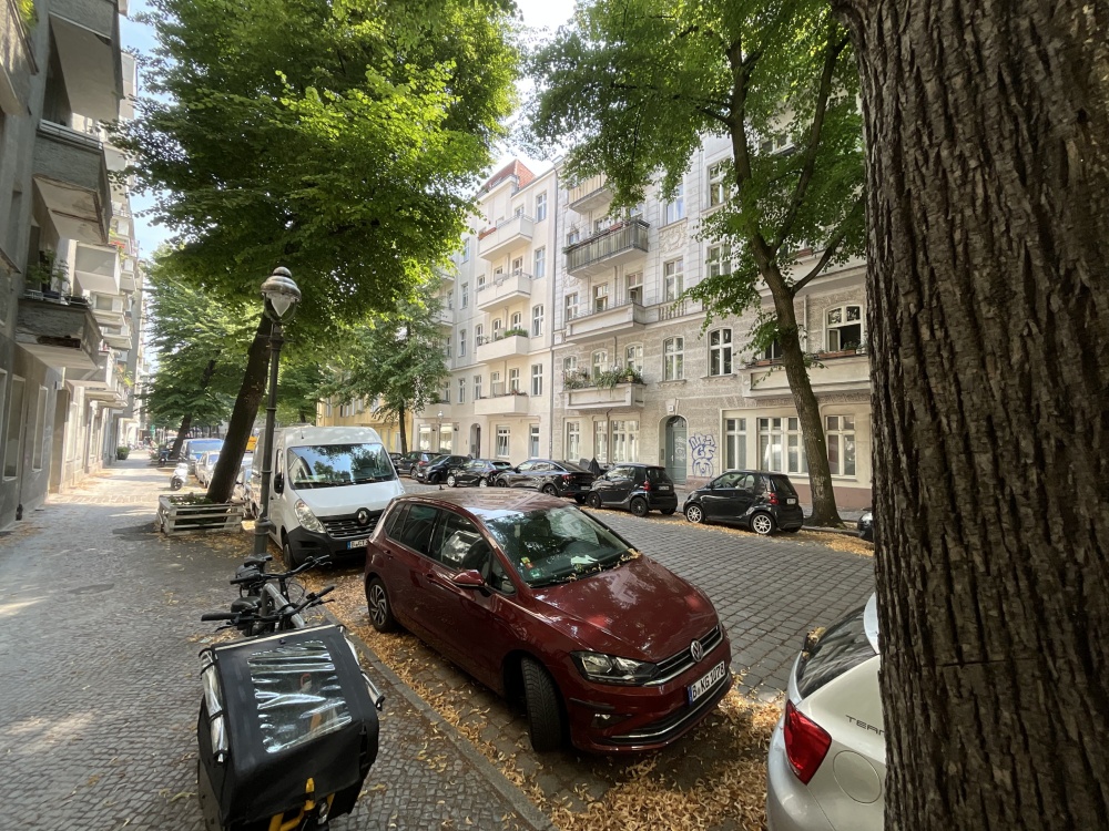 Straßenansicht