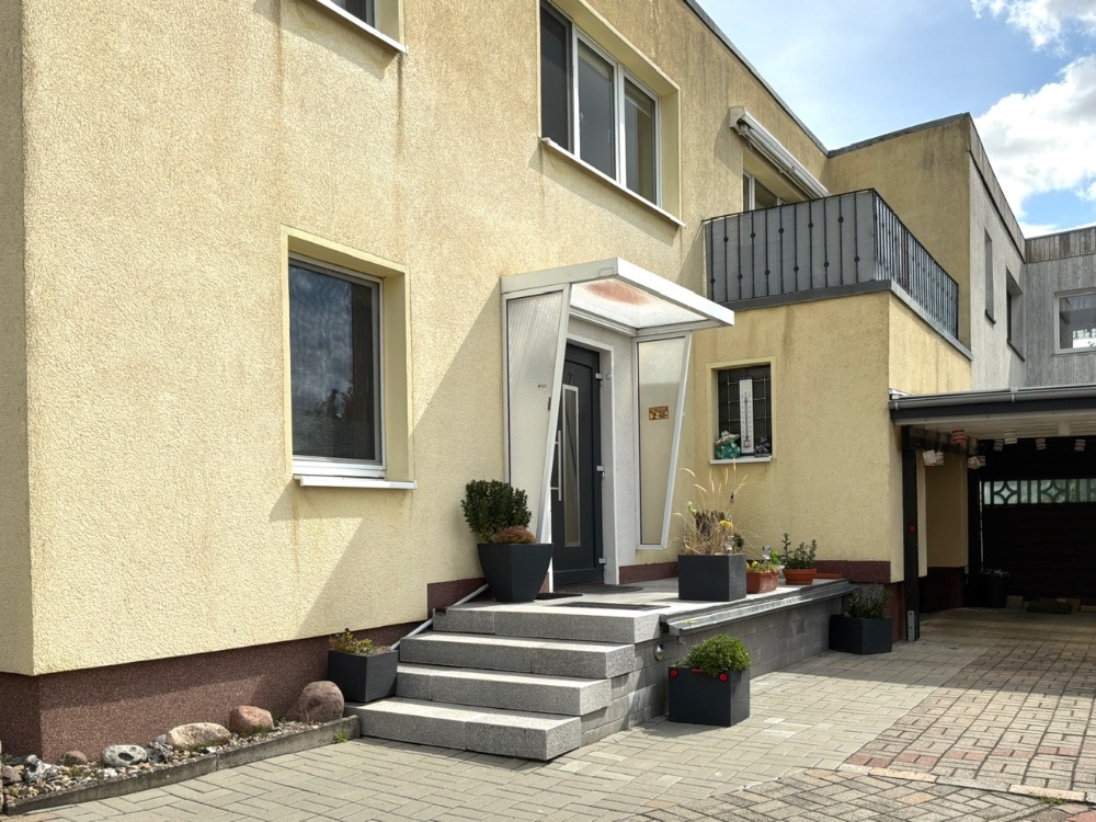 Hausansicht vorne