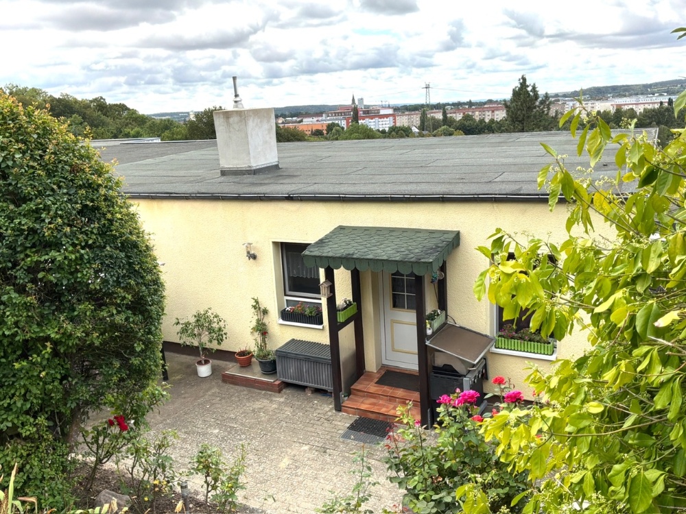 Hausansicht gartenseitig