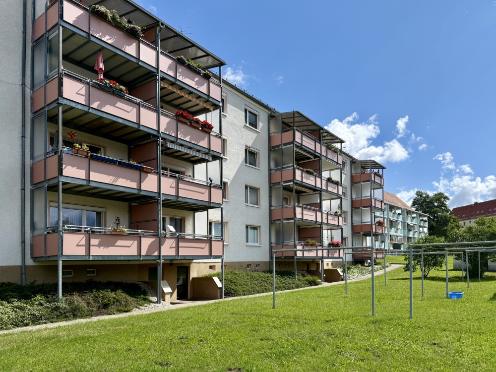 Rückseite mit Balkonen