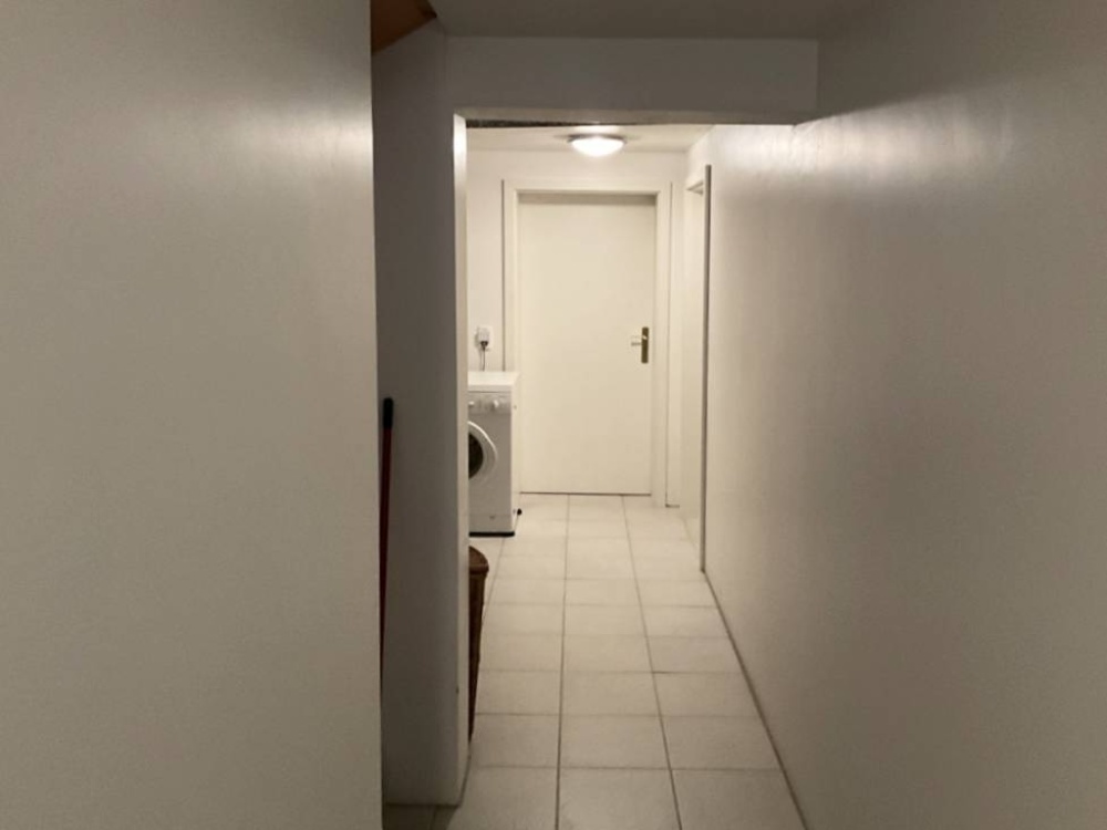 Flur im Keller