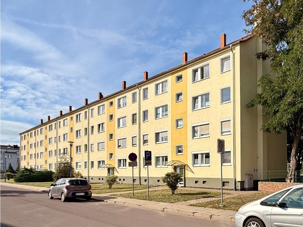 Straßenansicht aus Nordost