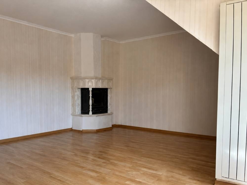 Wohnzimmer mit Kamin Wohnung 3