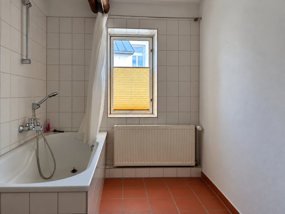 Dachgeschoss Badezimmer