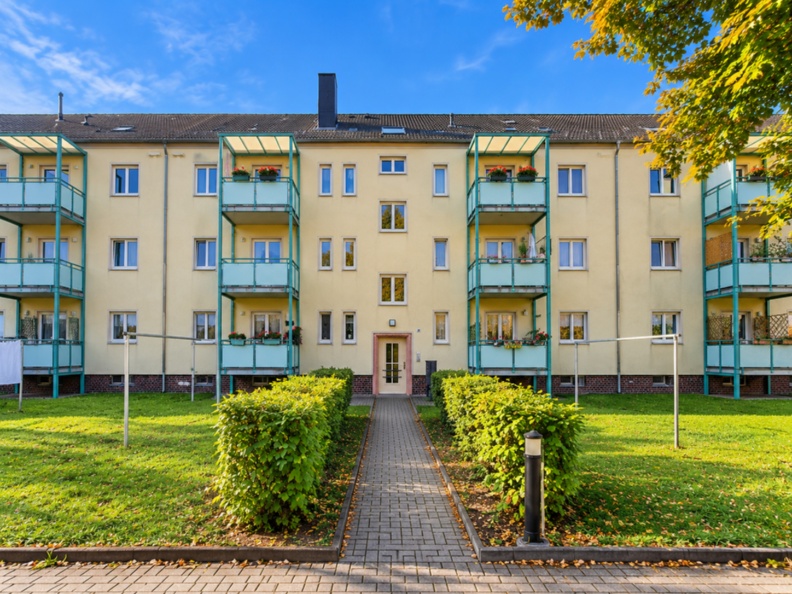 Rückseite mit Balkonen