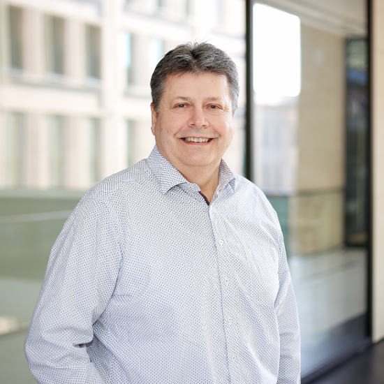 Burkhard Farthöfer Vertriebsleiter Burkhard Farthöfer Vertriebsleiter