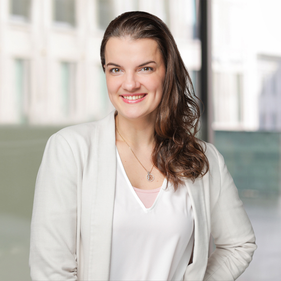 Christin Lazik Finanzierungsberaterin Christin Lazik Finanzierungsberaterin